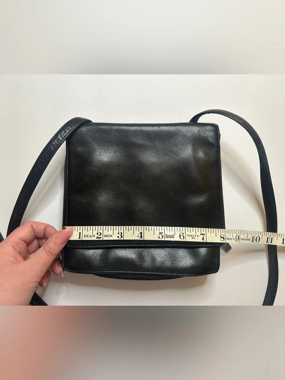 Vintage hobo international black leather cross body purse